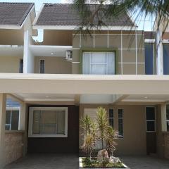 Danka Taman Golf Residence