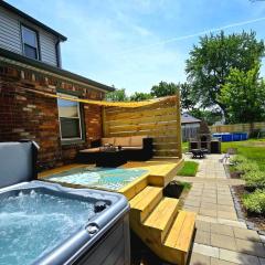 Entire Property hot tub, pool, glamping games MLC
