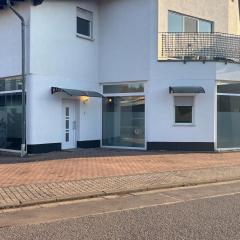 Gemütliche 100m2 Unterkunft mit Küche, Bad, 2 Schlafzimmer, Wohnzimmer an der Saar und Nahe der A8