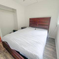 Waikiki 2-Bedroom Retreat by Beach on Kaiulani Ave condo