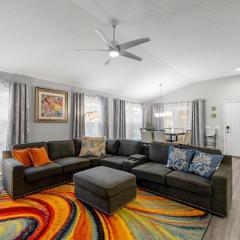 Luxe 2BR in The Villages, Mins to Eastport Town Square With Patio and Kingbed