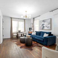 Stylish Forest Park Gem - Mins to Oak Park & Chicago