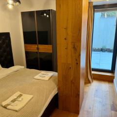 Spacious family apartment by Managr