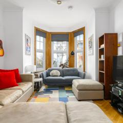 Stylish 3BDR Garden Home