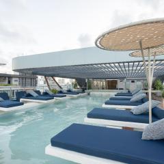 Setai Aquamaris #101 - Studio triplo by Carpediem