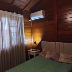 Quarto com cama de casal - Florianópolis