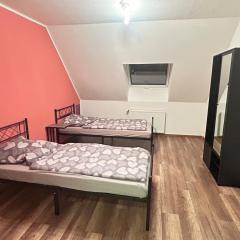 3-room apartment with 7 single beds, 2 bathrooms