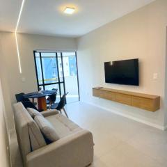 Apart Hotel Palais Versailles recém reformado com TV de cinema