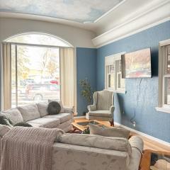 1 Min to Hospitals Spacious 4 Bed Stay