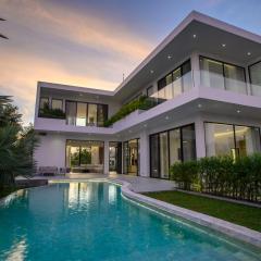 Porchey Private Villa - Free airport pick-up, private transportation and dedicated butler