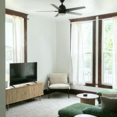 Charming Spacious 3BR Pet-Friendly Retreat