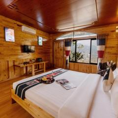 Muong Hoa River View Hotel