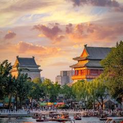 East Sacred Hotel --Beijing Drum Tower, Houhai Bar Street, Old Beijing Hutong, Shichahai Subway