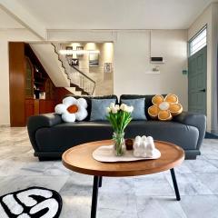 Bagan Cozy Family Retreat 4BR 10 Pax