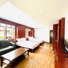 Lacasa Mountain View Hotel