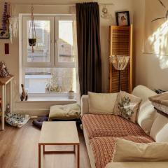 Cozy and Bright 1Bedroom Flat in Stokey