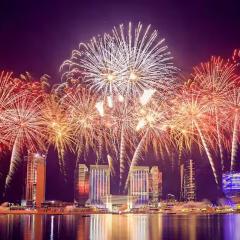 Spacious 2BR Masdar - 12 Minutes to Yas Island Fireworks