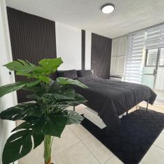 Son de Metro Apartment - Condado Beach & Pool, Walk to Ocean