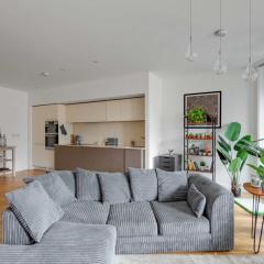 Modern Chiswick Apartment