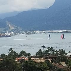 Quarto de casal com vista ao mar