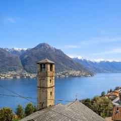 Lake View and Private Garden House for 6