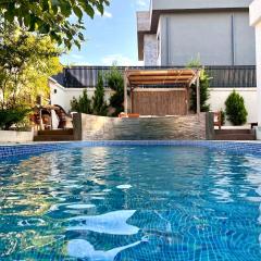 Vera House-Modern Villa Pool & Fireplace