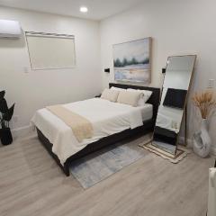 Modern Suite with Kitchen Prkng Near Disney and DTLA