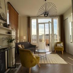 Studio avec grande terrasse