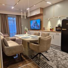 Bansko Getaway- Ski & Summer Activities , sleep 6