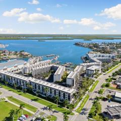 Prime Marco Island Condo Close to the Beach