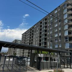 Dep al costado del hospital- cercano a safari - buena accesibilidad a carretera panamericana 5 - parking privado