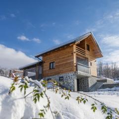 Family Oasis, Plaški