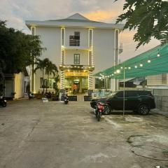 Motel hoàng đế 1