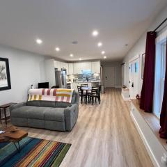 Modern Comfort Peaceful Bow NH Retreat