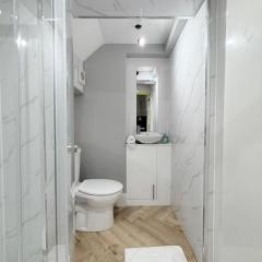 Studios at 27 Crawford Place