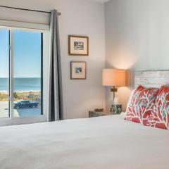 Sea Star 201 Top-Floor 2BR Ocean-Block Condo w Balcony