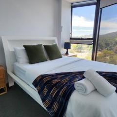 Upscale 3BR City Apartment Central CBD Living - Hosted by Canstay