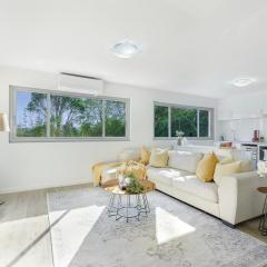 Luxry 6BR Home & Private Pool Near Collaroy Beach