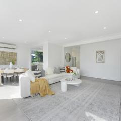 Self-Contained 3BR Upper-Level Unit Collaroy