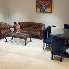 Divine India Service Apartment 3BHK, J-130 A