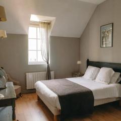 Maison conviviale près de Chamant avec jardin et terrasse