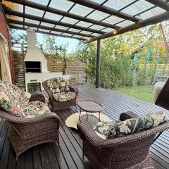 Casa Container na Praia do Rosa / Ibiraquera