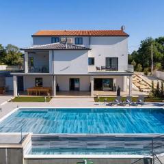 Villa Favola by Briskva