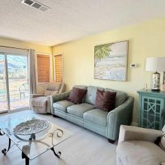 Awesome 1st floor 2BR apartment at Bay Tree