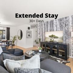 Moody Modern Getaway Walk to CSU and City Park