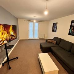Stylish 2 Bedrooms and 2 Bathrooms Flat in Middlesbrough with Free Parking WiFi