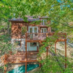 Almost Heaven - Grill, 2 King Beds, Wifi, Deck, Pool Access, Hiking, Wood Stove, Family Friendly