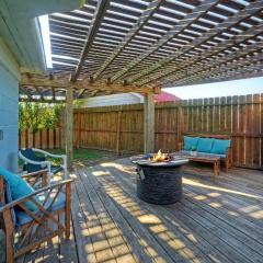 3 Cozy Cottages Fire Pit Walkable Location in Spanish Village
