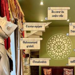 Logement à thème médiéval avec balneo