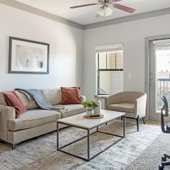 Landing Stylish 3BD Clubhouse Gym